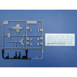 Grumman F/A-18 E Super Hornet, 1/350 - Trumpeter 06221 2