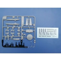 Grumman E-2C Hawkeye, 1/350 - Trumpeter 06222 2