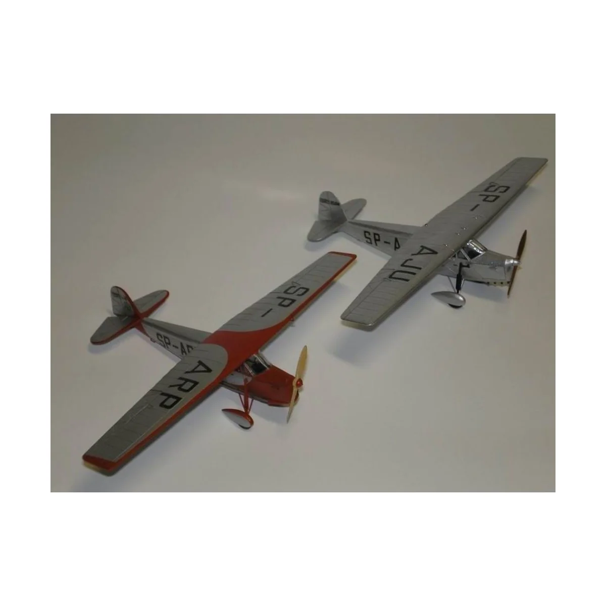 RWD-5 Lot, 1/72 - Mistercraft B-84