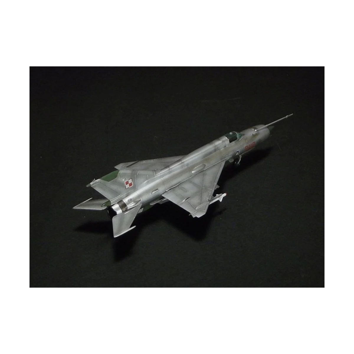 MiG-21MF Tomcat Killer, 1/72 - Mistercraft C-16