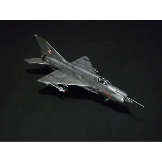 MiG-21MF Tomcat Killer, 1/72 - Mistercraft C-16
