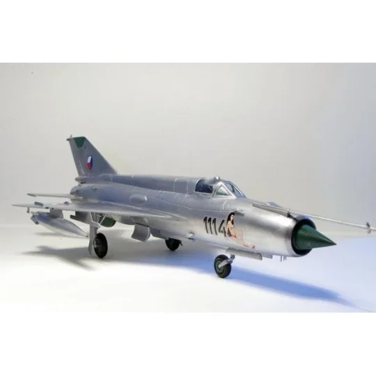 MiG-21MA, 1/72 - Mistercraft C-17