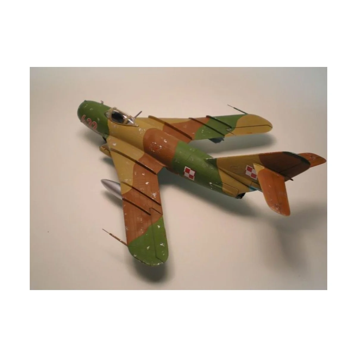 MiG-17 PF Radar Fresco, 1/72 - Mistercraft C-29