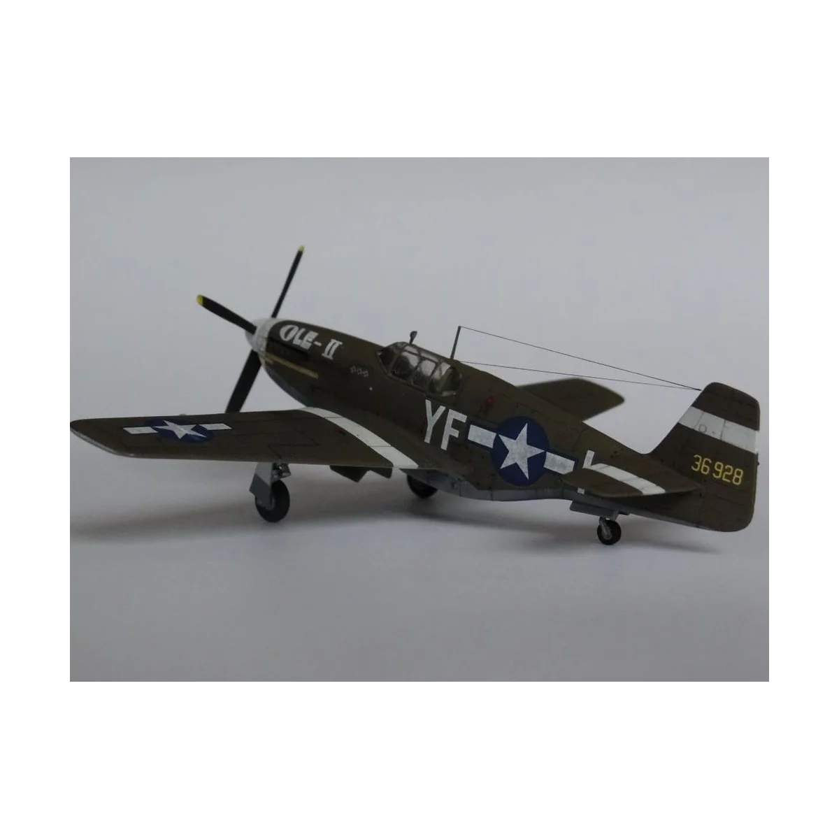P-51 B-1 BullFrog I, 1/72 - Mistercraft C-46