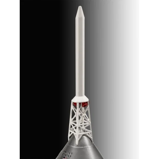 Apollo 11 Saturn V Rocket, 1/96 - Revell 03704