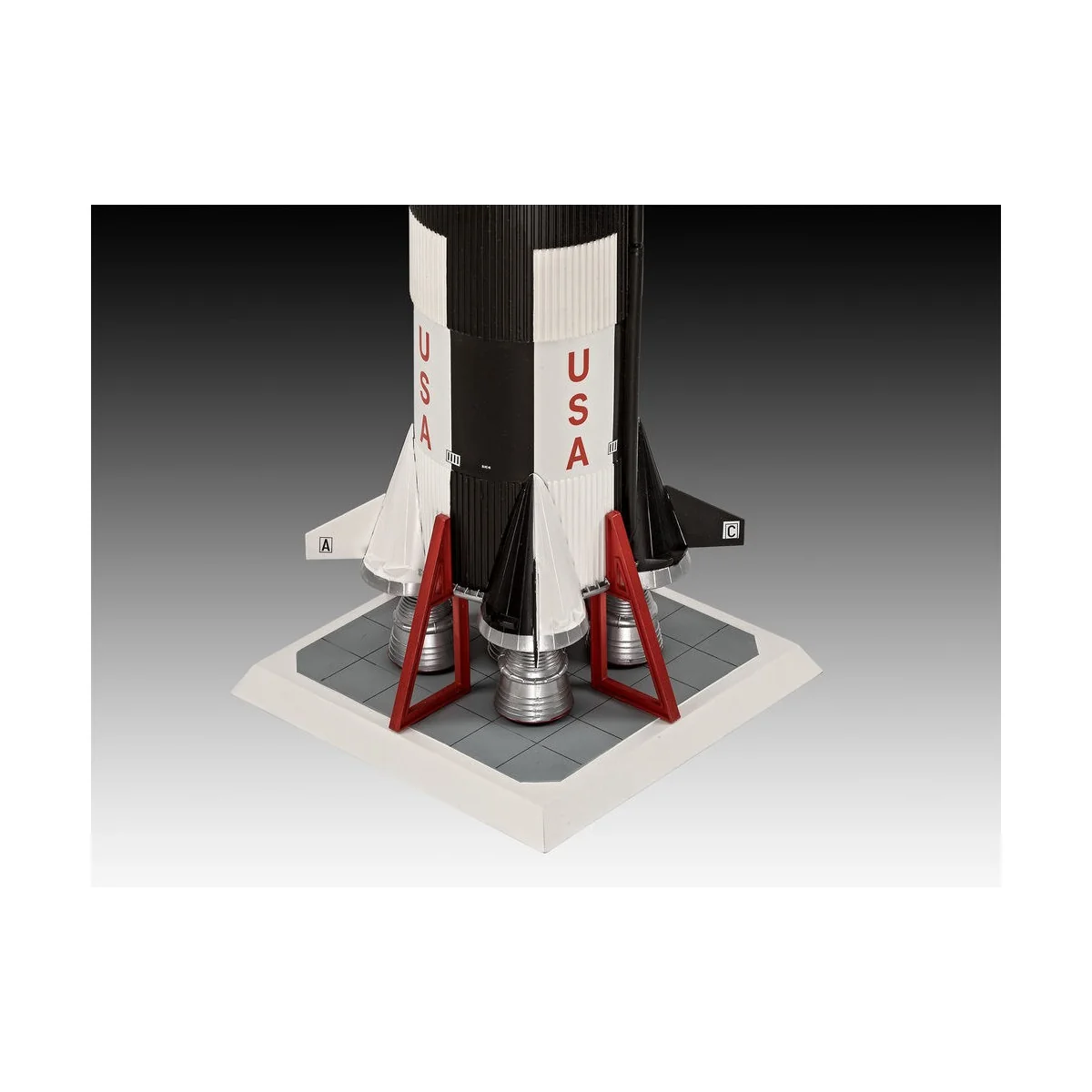 Apollo 11 Saturn V Rocket, 1/96 - Revell 03704