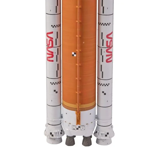 NASA Artemis Space Launch System (SLS) - Revell 03760