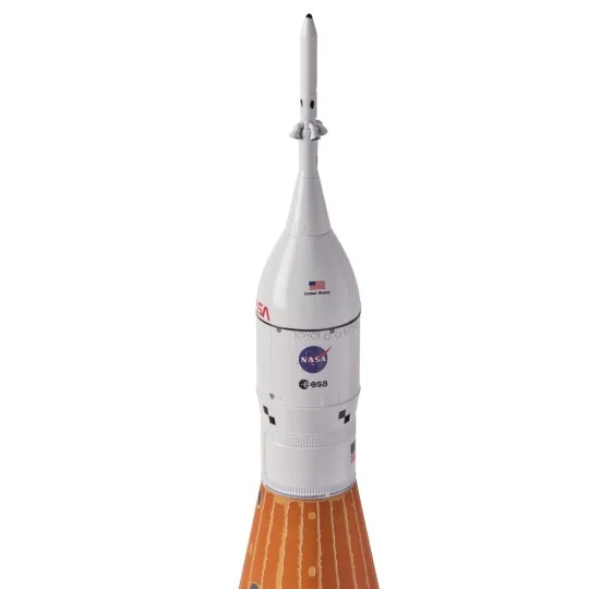NASA Artemis Space Launch System (SLS), 1/144 - Revell 03760 NASA Artemis Space Launch System (SLS), 1/144 - Revell 03760