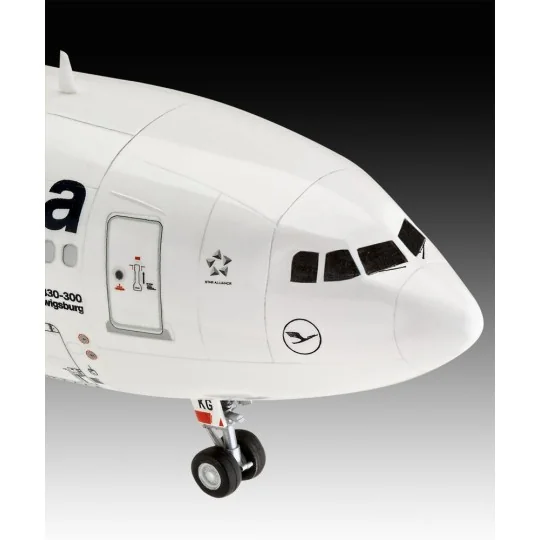 Airbus A330-300 - Lufthansa "New Livery, 1/144 - Revell 3816 Airbus A330-300 - Lufthansa "New Livery, 1/144 - Revell 3816