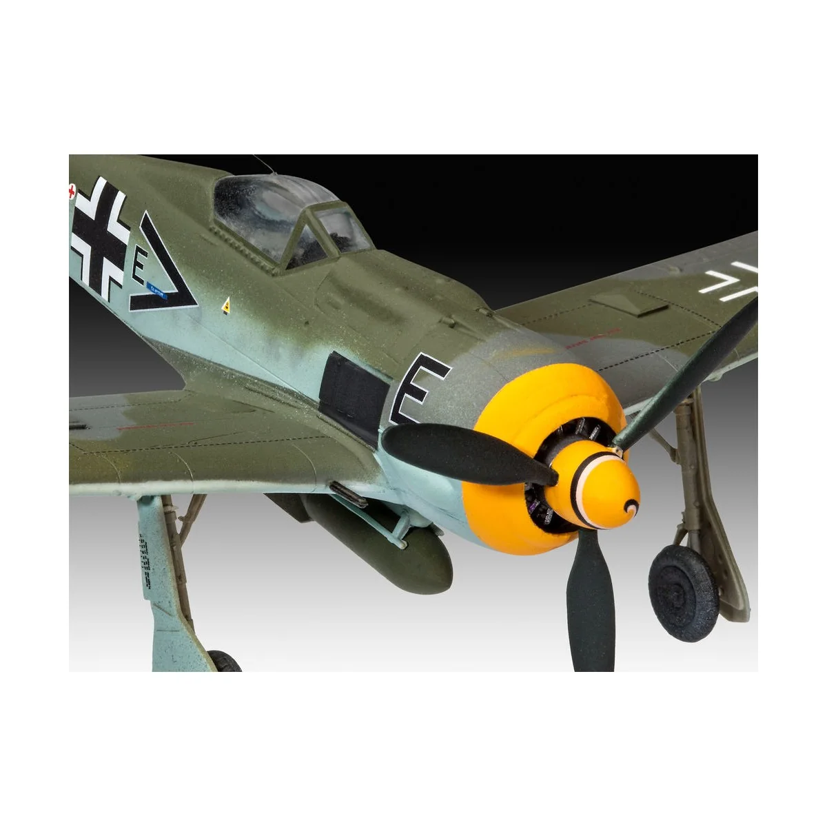 Focke Wulf Fw190 F-8, 1/72 - Revell 03898
