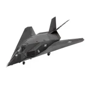 F-117A Nighthawk Stealth Fighter, 1/72 - Revell 03899