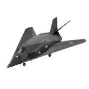 F-117A Nighthawk Stealth Fighter, 1/72 - Revell 03899