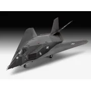 F-117A Nighthawk Stealth Fighter - Revell 03899