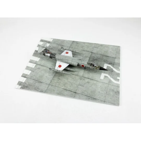 Modern NATO Airfield Type 4 300x230mm (Universal), 1/72 - Red Fox S...