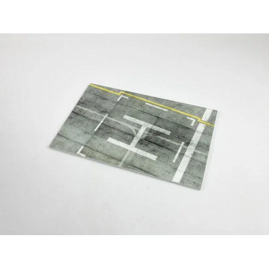 Modern NATO Airfield Type 1 250x160mm (Universal), 1/72 - Red Fox S...