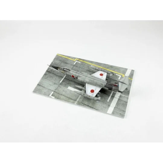 Modern NATO Airfield Type 1 250x160mm (Universal), 1/72 - Red Fox S...