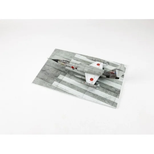 Modern USSR Airfield Type 1 250x160mm (Universal), 1/72 - Red Fox S...
