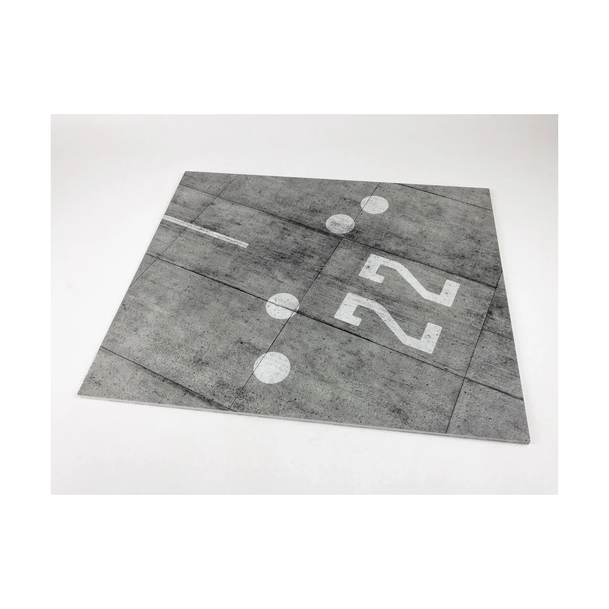 Modern NATO Airfield Type 7 380x320mm (Universal), 1/48 - Red Fox S...