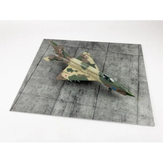 Concrete Base Square Type 4 380x320mm (Universal), 1/48 - Red Fox S...