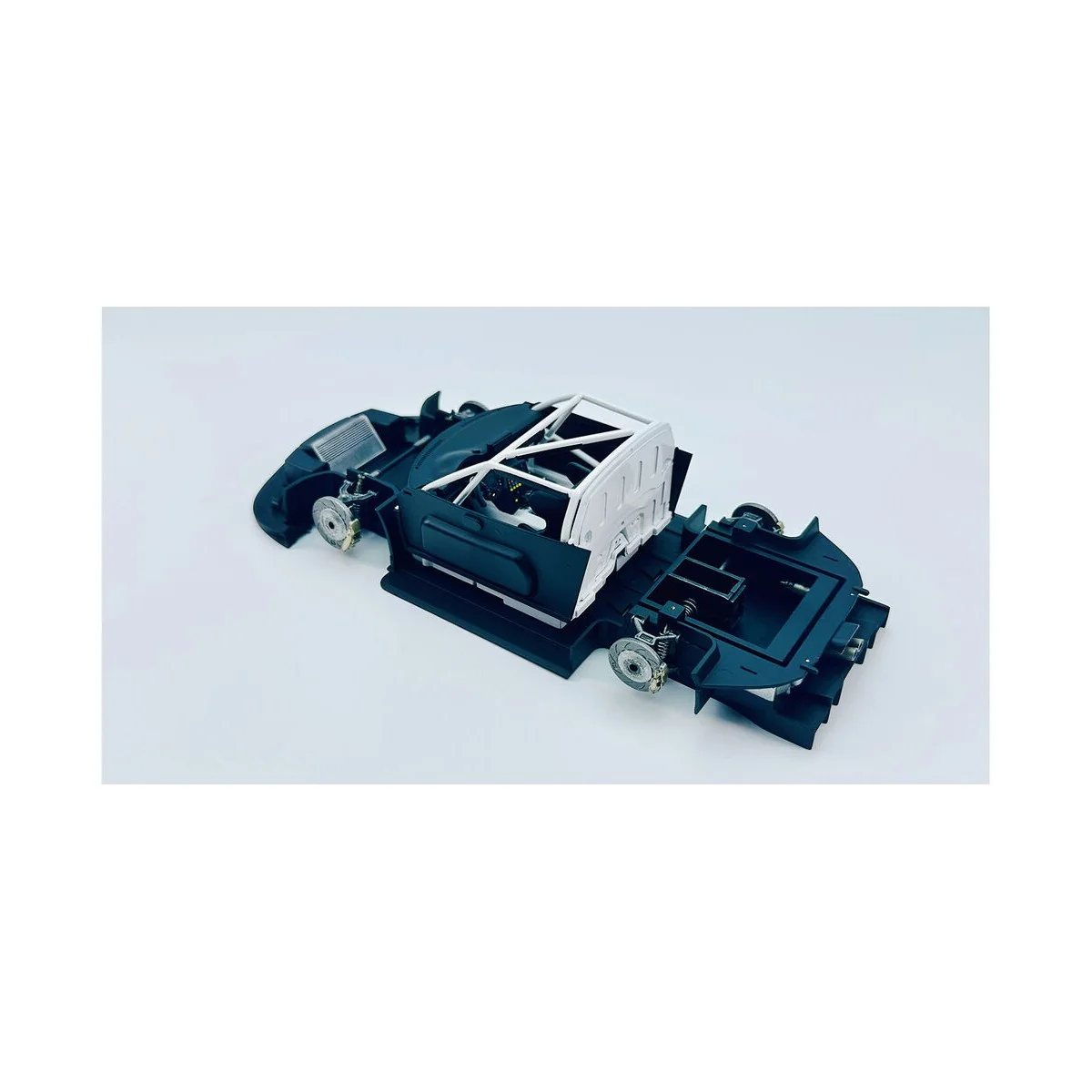 Porsche 911 RSR 2018 LM GTE Class Winner, 1/24 - NUNU-BEEMAX PN24040