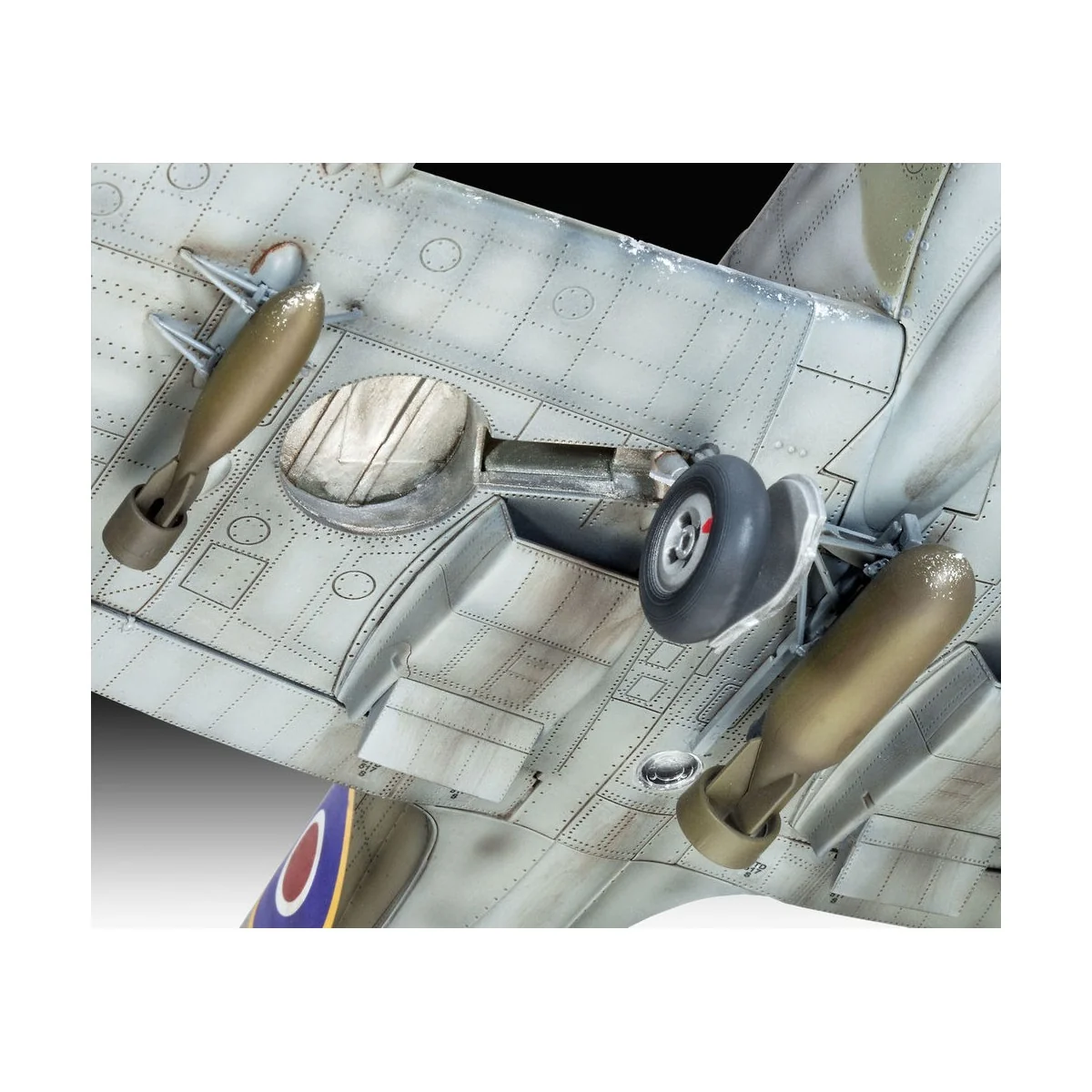 Supermarine Spitfire Mk.IXc, 1/32 - Revell 03927