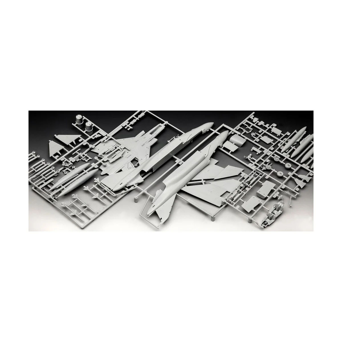 F-4J Phantom II, 1/72 - Revell 03941