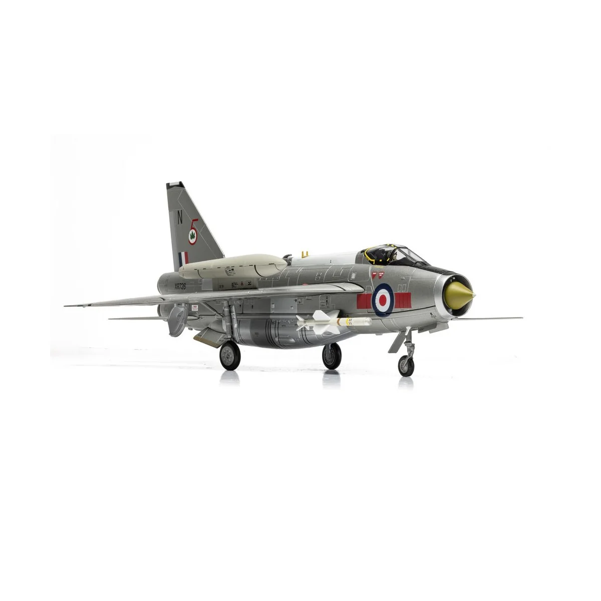 English Electric Lightning F.6 XR726/N, RAF No.5 Squadron, Binbrook...