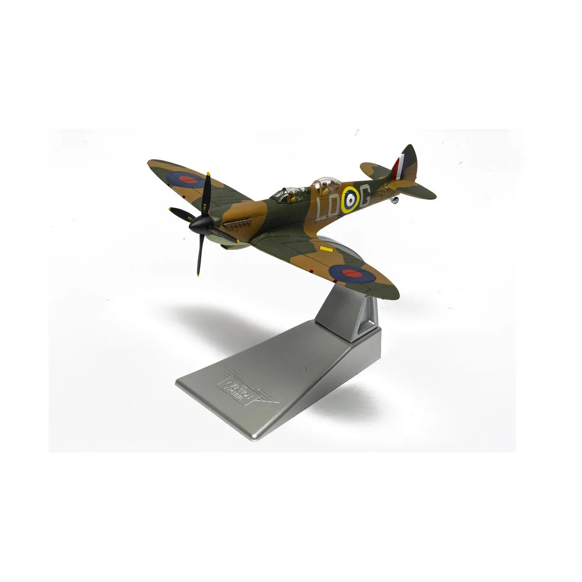 Supermarine Spitfire T9, SM520/ LO-G (G-ILDA), Presented as Spitfir...