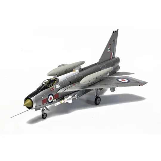 English Electric Lightning F.6 XR726/N, RAF No.5 Squadron, Binbrook...