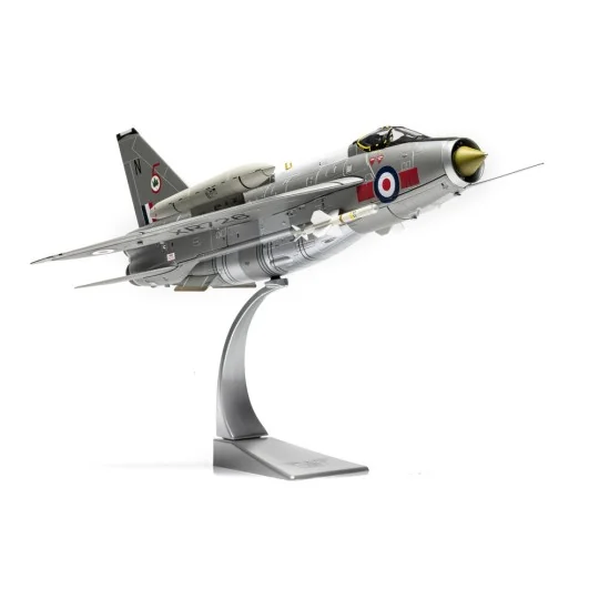 English Electric Lightning F.6 XR726/N, RAF No.5 Squadron, Binbrook...