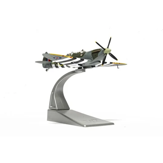Supermarine Spitfire T9, MJ627/ 9G-Q (G-BMSB), Presented as Spitfir...