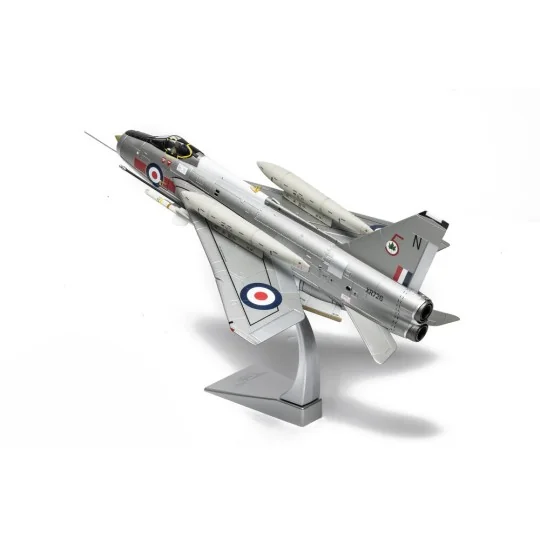 English Electric Lightning F.6 XR726/N, RAF No.5 Squadron, Binbrook...