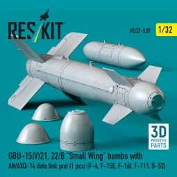 GBU-15(V)21, 22/B Small Wing bombs (2 pcs) with AN/AXQ-14 data link... 2
