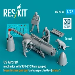 US Aircraft mechanics with SUU-23 20mm gun pod (open & close gun ba...