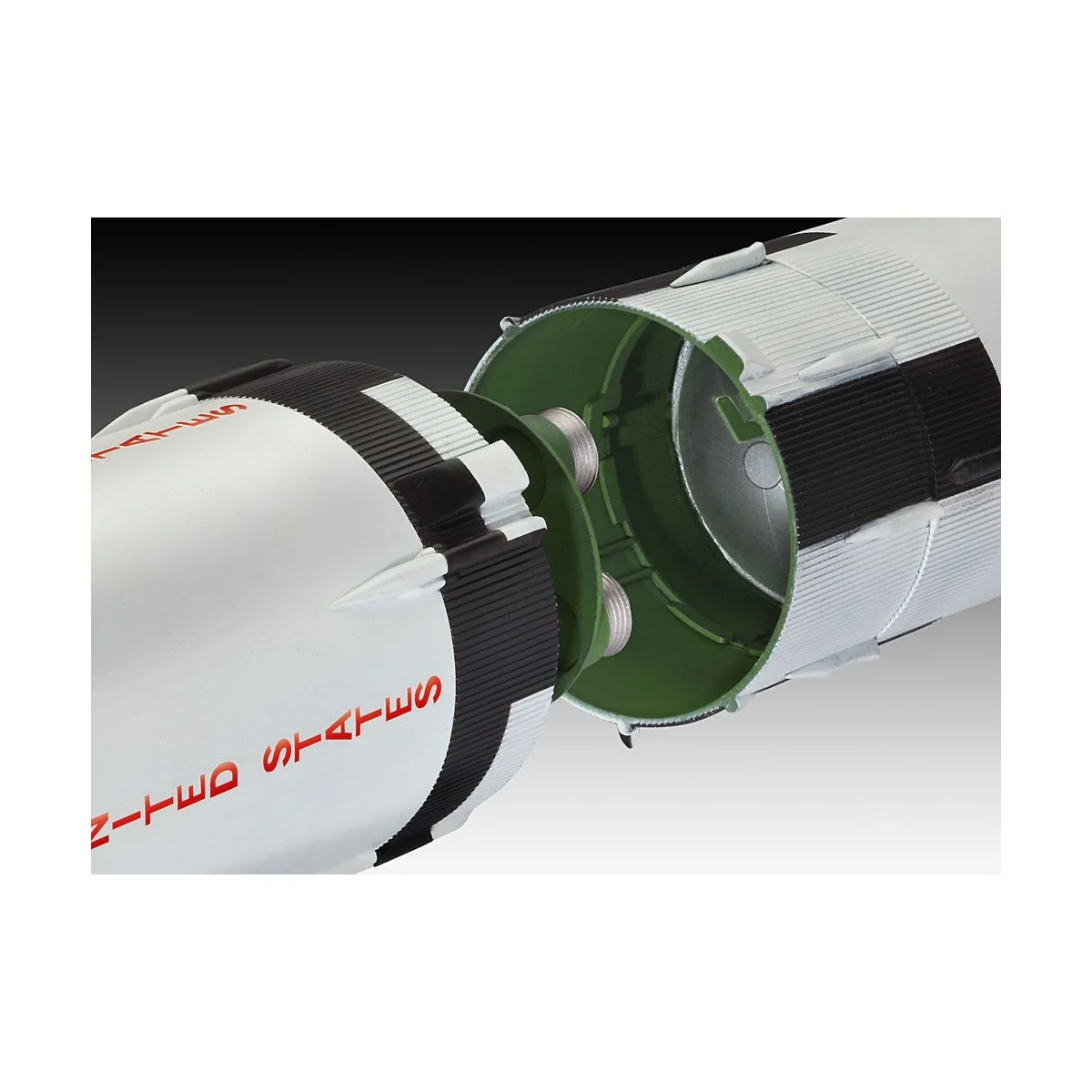 Apollo Saturn V - Revell 04909