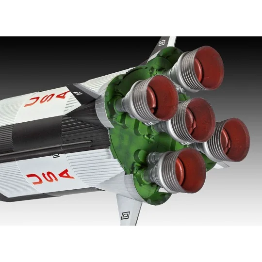 Apollo Saturn V - Revell 04909