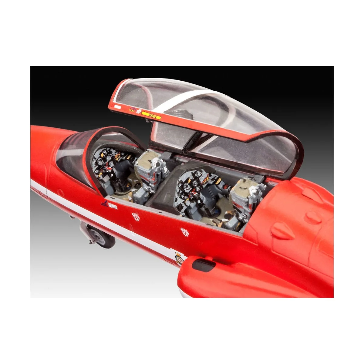 BAe HAWK T.1 RED ARROWS, 1/72 - Revell 04921