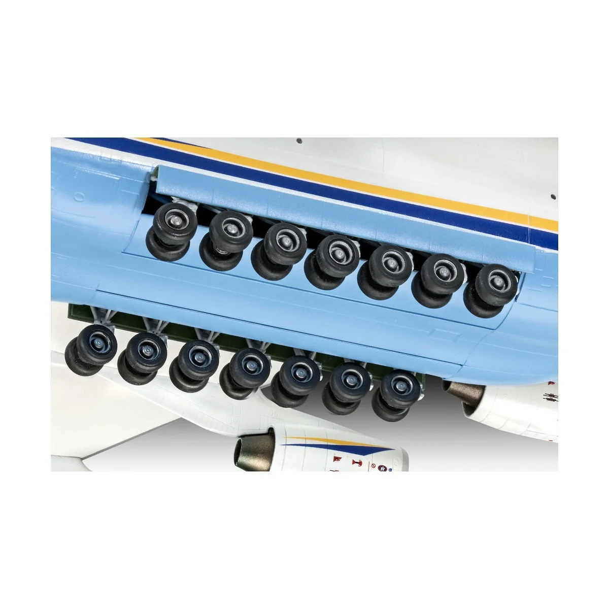 Antonov An-225 Mrija, 1/144 - Revell 04958