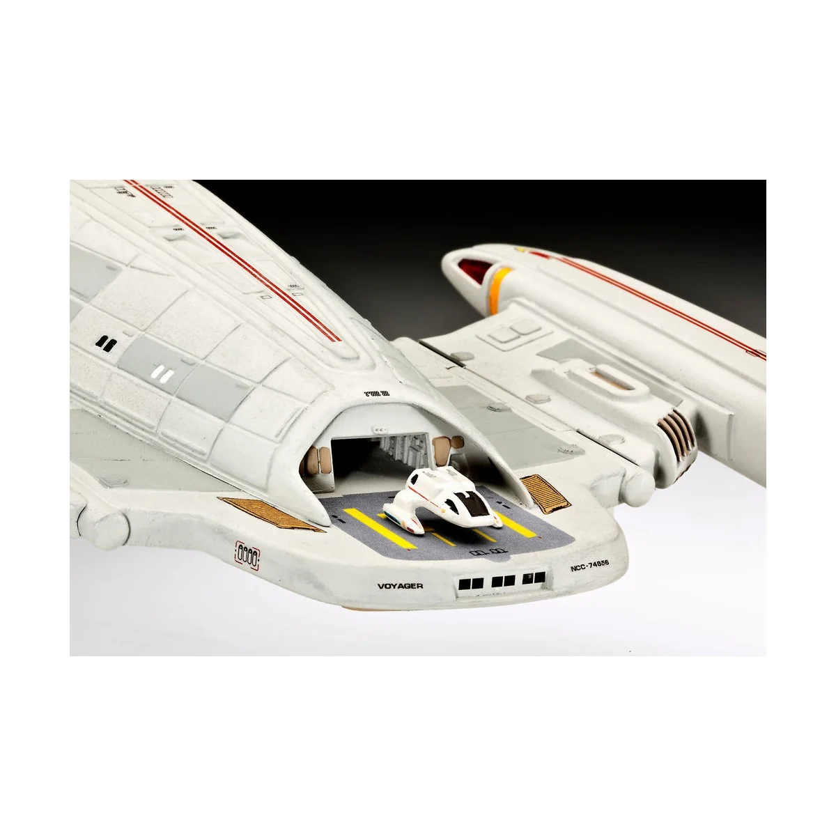 U.S.S. Voyager, 1/670 - Revell 04992