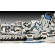 HMCS SNOWBERRY - Revell 05132