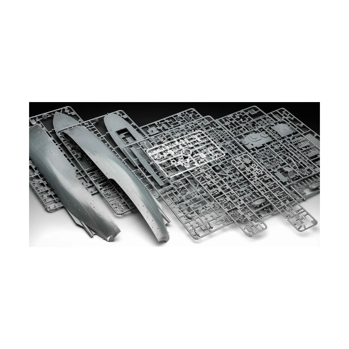 HMCS SNOWBERRY, 1/144 - Revell 05132