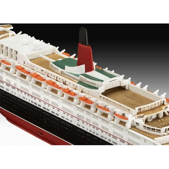 Queen Elizabeth II, 1/1200 - Revell 05806