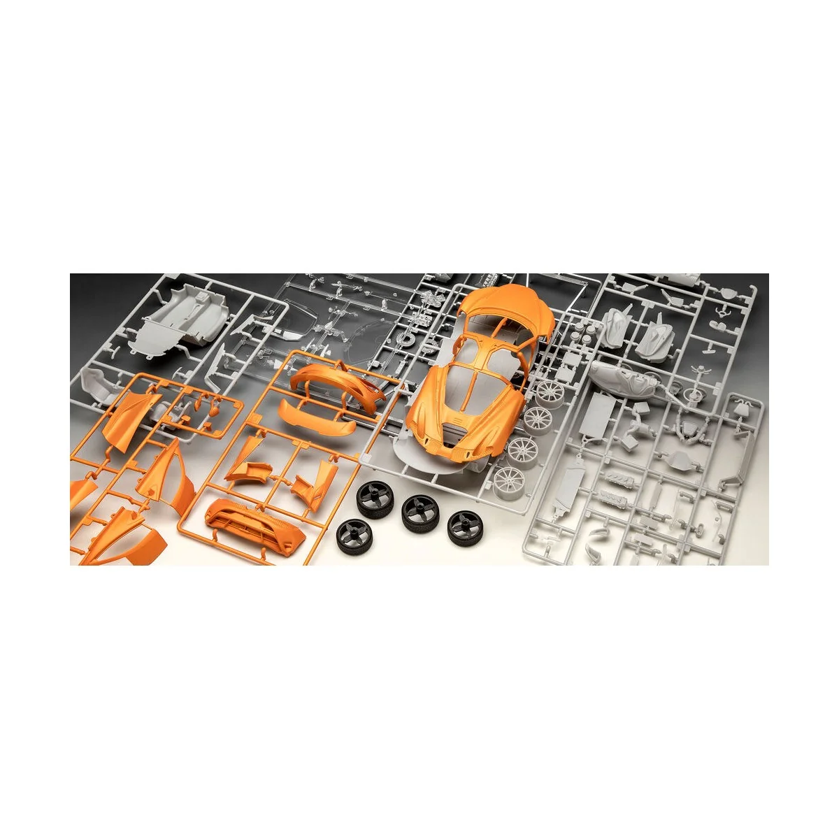 McLaren 750S, 1/24 - Revell 07734