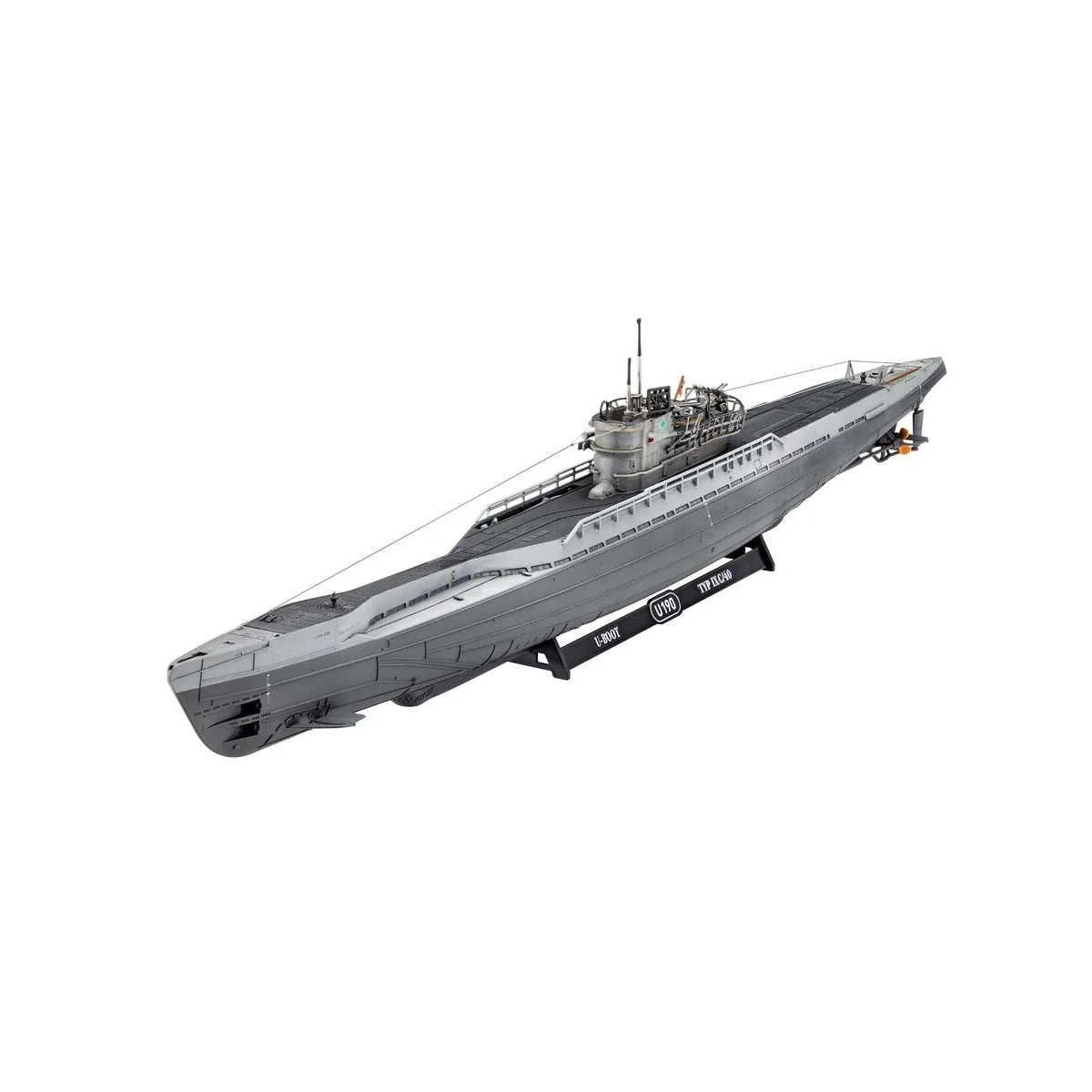 German Submarine Type IX C/40 (U190) - Revell 5167