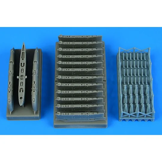 A-1 Skyraider pylons - early version for Trumeter, 1/32 - Aires 2295