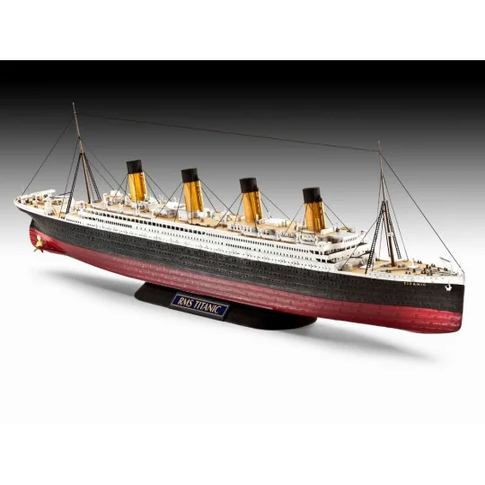 R.M.S. Titanic, 1/700 - Revell 05210