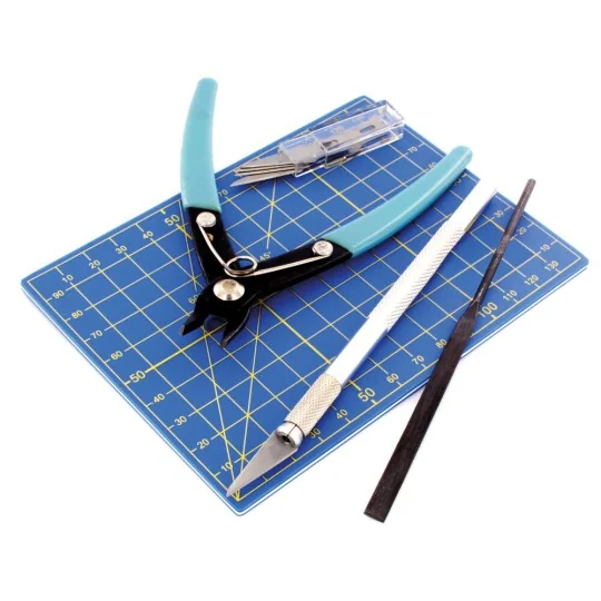 Plastic Modelling Tool set: includes cutting pliers, cutter no. 1 a... Plastic Modelling Tool set: includes cutting pliers, cutter no. 1 a...