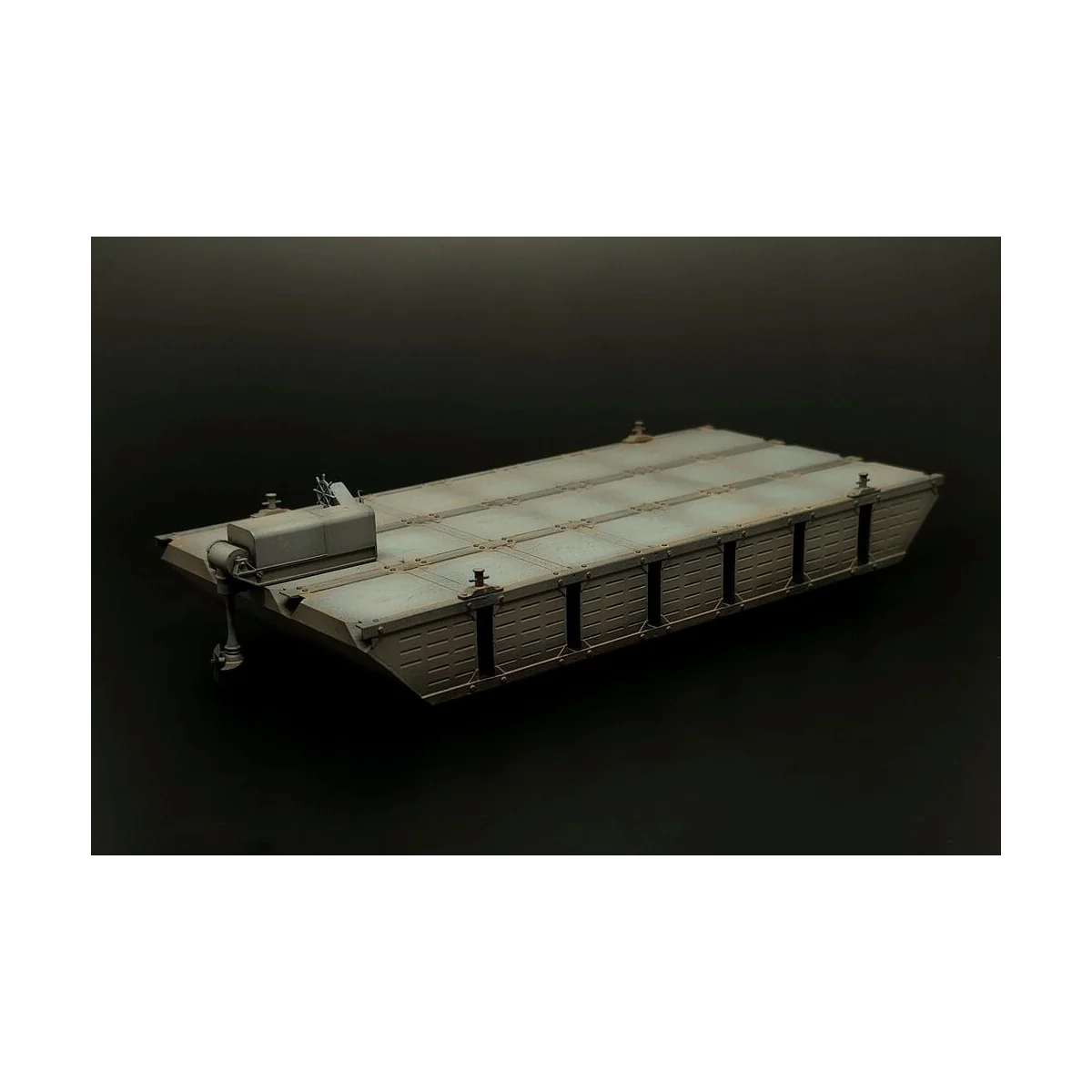 US Navy Seabees NL pontoon barge, 1/144 - Brengun BRS144075