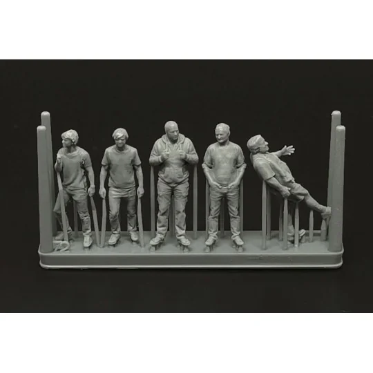 Aeroclub members-5 figures (3D print), 1/72 - Brengun BRL72302 Aeroclub members-5 figures (3D print), 1/72 - Brengun BRL72302
