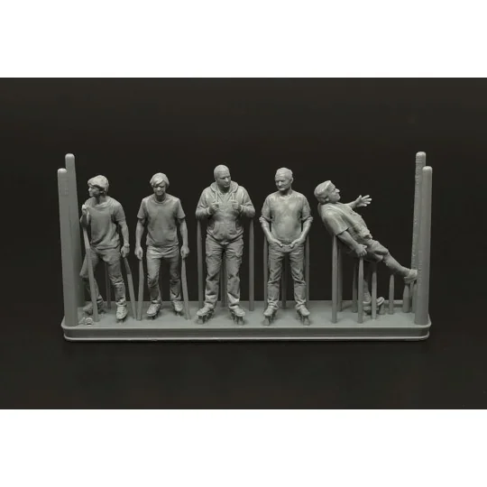Aeroclub members-5 figures (3D print), 1/48 - Brengun BRL48188 Aeroclub members-5 figures (3D print), 1/48 - Brengun BRL48188